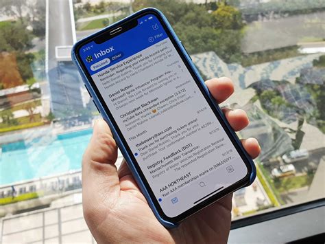 First Look At Outlook Mobile On Ios With Modern Redesign New Features
