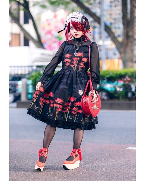 Tokyo Fashion 20 Year Old Japanese Subculture Idol Roku