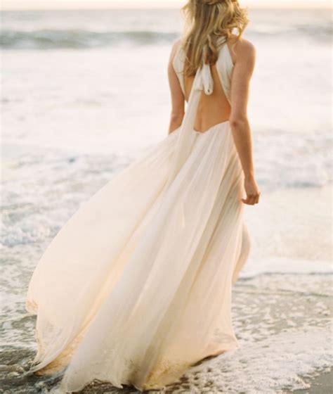 Discount Sexy Ivory Beach Wedding Dress Dropped Waist Open Back Bridal