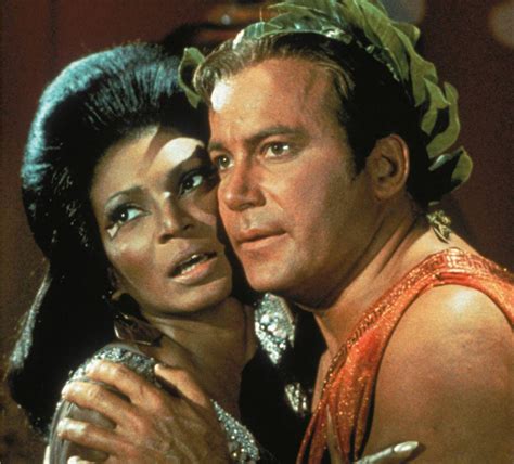 Star Treks Interracial Kiss 50 Years Ago Heralded Change