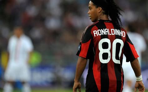 Photo, ronaldinho, sport, wallpaper categories : Ronaldinho wallpaper | 1280x800 | #2235
