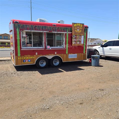 Rieki hibachi & sushi on wheels is located in the parking lot of a car detailing business near the corner of arkansas. Rios Taco Shack | Food Truck Feeds