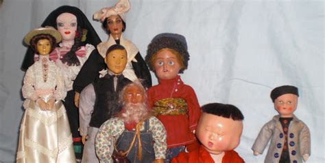 International Dolls Around The World With Dolls