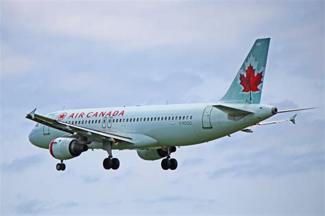 C Fdqq Air Canada Airbus A320 200 Oldest In Fleet