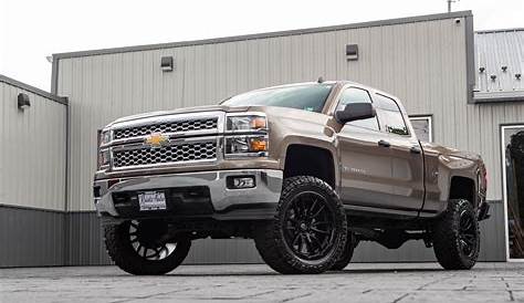 Lifted 2014 Chevy Silverado 1500 with 7 Inch Rough Country Suspension