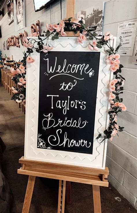 Chalkboard Bridal Shower Welcome Sign In 2020 Bridal Shower