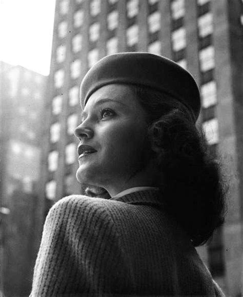 Photograph By Nina Leen 1945 Vintage Pictures Old Pictures Old