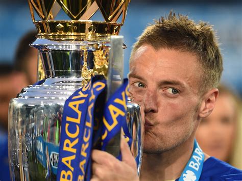 Jamie vardy won the premier league golden boot for the first time in his career on sunday despite a poor end to the season for leicester city that saw them miss out on the champions league. Jamie Vardy: Leicester striker signs new contract to ...