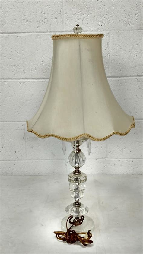 Crystal Accent Ornate Table Lamp