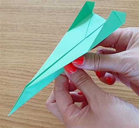 Avion En Papier Origami Facile Pour Faire Voler Son Avion