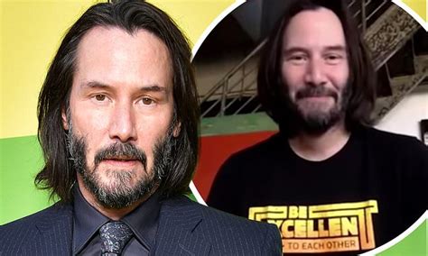 Keanu Reeves 55 Is Auctioning Himself Off For A Private 15 Minute