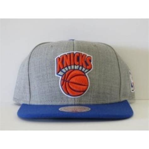 See, rate and share the best hat memes, gifs and funny pics. BOBBBY SHMURDA'S HAT on Twitter: "MISSING: 1 NEW YORK KNICKS HAT LAST SEEN: IN THE HANDS OF ...