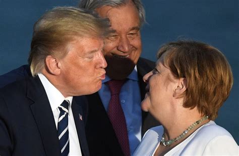 Küsse Auf G7 Gipfel Das Netz Lacht über Trump Schmatzer Für Merkel