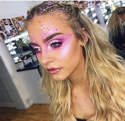 Pinterest Dexuss Festival In 2019 Festival Makeup Glitter Rave