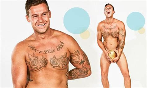 Married At First Sight S Ryan Gallagher Poses Completely Naked Daily