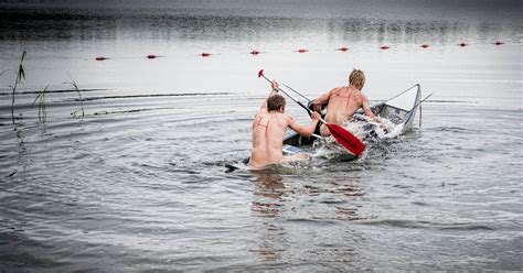 Foto Nøgen Kanoræs På Smukfest