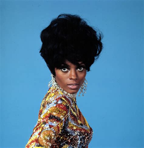 One of the most successful singers of all time, she had 12 number one hits with the supremes and a lengthy, fruitful solo career. Diana Ross photo 33 of 62 pics, wallpaper - photo #361890 ...
