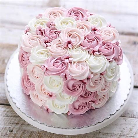 21 most beautiful wedding cakes we ve ever seen in 2021 mothers day cakes designs cake