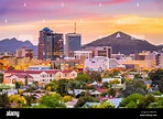 Tucson, Arizona, USA Downtown Skyline mit Sentinel Peak in der ...