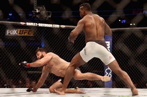 Andrei Arlovski Is The 43 Year Old Former Ufc Heavyweight Champion Who Has Been Knocked Out By