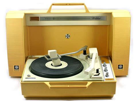 1971 Ge Wildcat Portable Stereo Phonograph Portable Record Player
