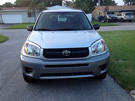 Toyota Rav4 2005 Images