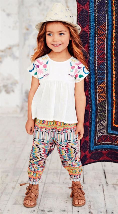 Alalosha Vogue Enfants Must Have Of The Day Summers Coming Mode