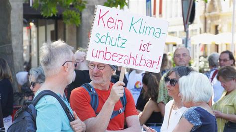 protest fridays for future macht lärm in erlangen die bilder nordbayern