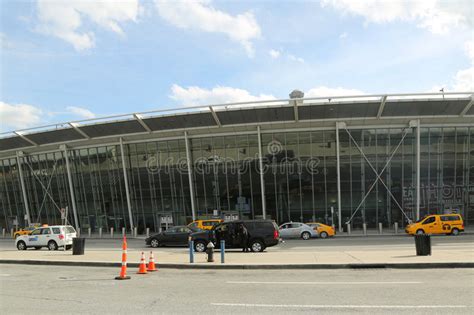 Delta Airline Terminal 4 At Jfk International Airport In New York