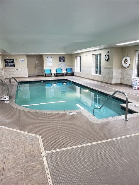 Hilton Garden Inn Charlotte Mooresville Pool Pictures And Reviews Tripadvisor