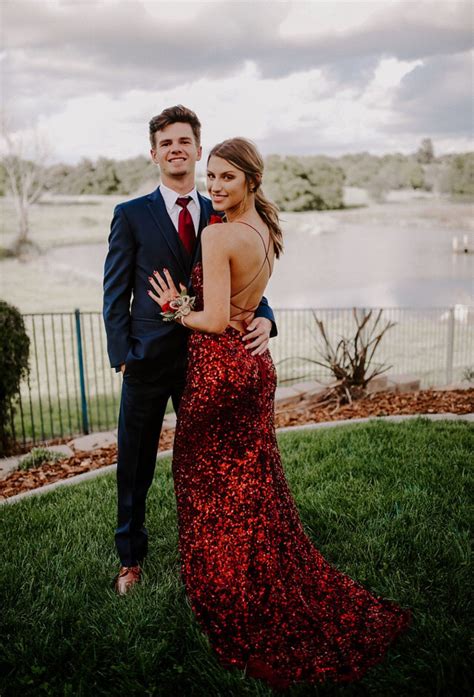 favorite prom poses prom pictures couple poses couple pics prom dresses dress by sherri