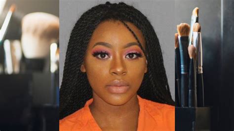 Texas Woman Gets Requests For Makeup Tips After Mugshot Goes Viral