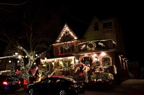 Dyker Heights Christmas Lights Brooklyn New York City Crazy Holiday
