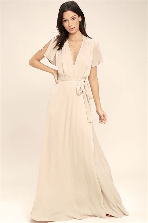 Lulus Exclusive Gaze Across The Skyline In The City Of Stars Nude Maxi