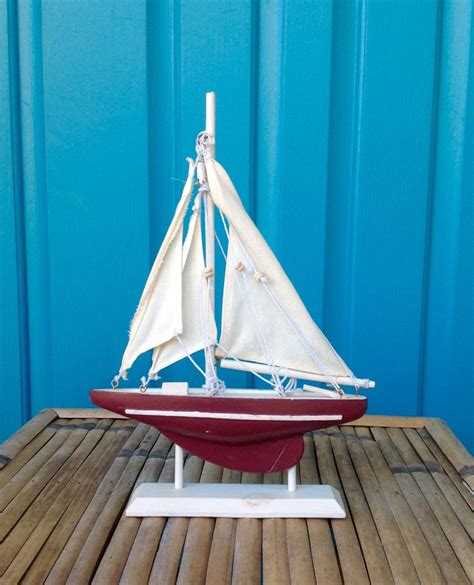 Free Shipping Vintage Wood And Cloth Sailboat Model Wooden Sailing Ship