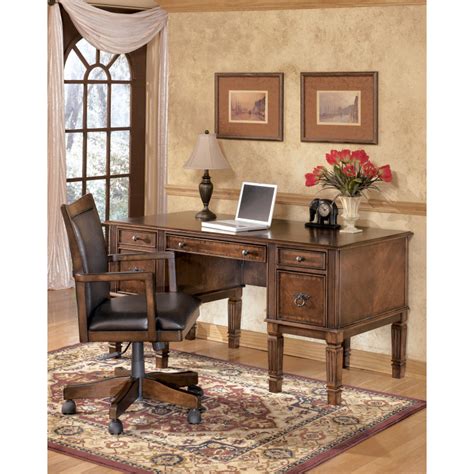 Hamlyn 60 Home Office Desk H527 26 By Signature Design By Ashley At Sylvan Furniture