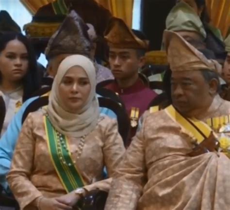 Isteri tengku muda pahang cedera dalam kemalangan astro awani from img.astroawani.com. Cik Puan Muda Julita Isteri Tengku Muda Pahang Kemalangan