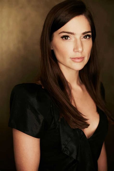 55 Hot Pictures Of Janet Montgomery Which Will Make You Fantasize Her The Viraler
