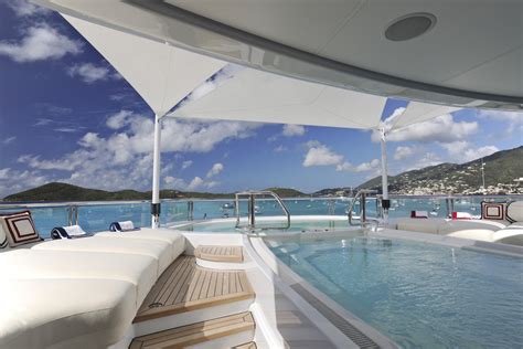 Sundeck Spa Pool Aboard Tv — Yacht Charter And Superyacht News