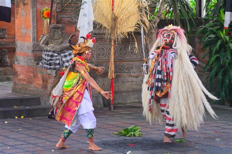 Danse De Barong Sur Bali Photo Stock éditorial Image Du Tourisme