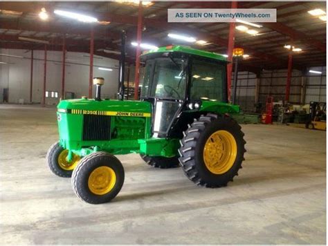 John Deere 2350 Tractor