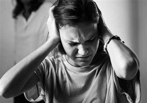 Family splitting up and getting a divorce | Free stock vector - 469837