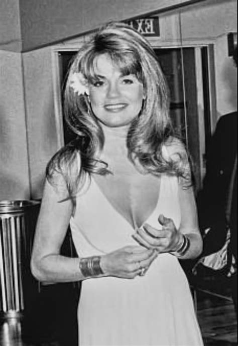 Dyan Cannon Actrices Hermosas Famosos Actrices