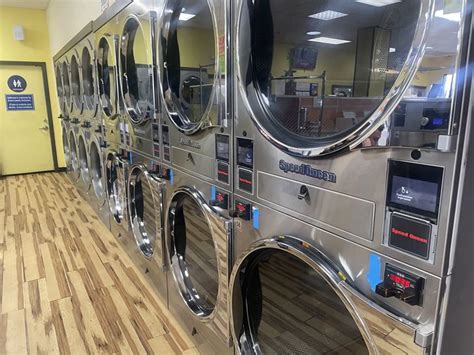 Laundromat Services In And Around San Diego Ca Crown Laundry San