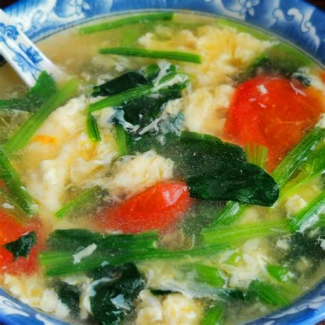 Tomato Spinach Egg Drop Soup Recipe Easyfoodcook