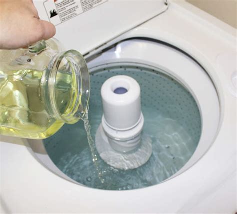 sintético 92 foto por qué se sale el agua de la lavadora mirada tensa