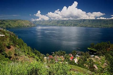 danau toba berdasarkan sejarah terbentuknya tergolong jenis danau seputar sejarah