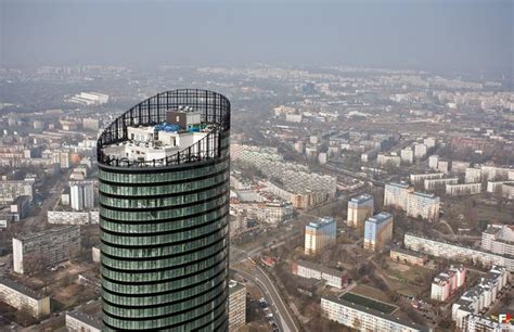 Sky Tower Wrocław Najwyższy Budynek W Polsce Ze Sky Barem Na 49