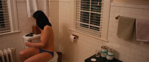 Sarah Silverman Nude Boobs In I Smile Back Fappenpics My XXX Hot Girl