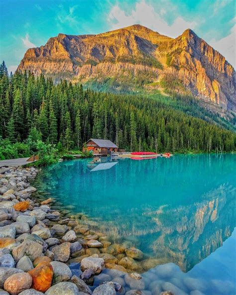 Lake Louise In Alberta Canada Cool Places To Visit Canada Photography National Parks